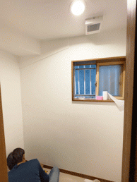 ホワイト系織物調のクロスでより空間を広く感じるトイレ 世田谷区S様邸 ホワイト系織物調のクロスでより空間を広く感じるトイレ 世田谷区S様邸